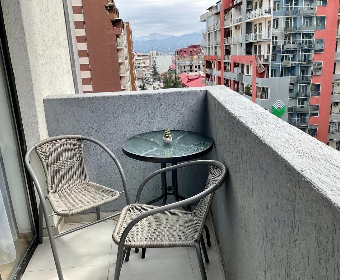 Babi Home Batumi Luaran gambar